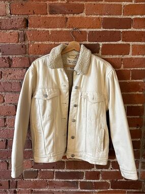 Pull&Bear Cream Sherpa-Lined Jacket